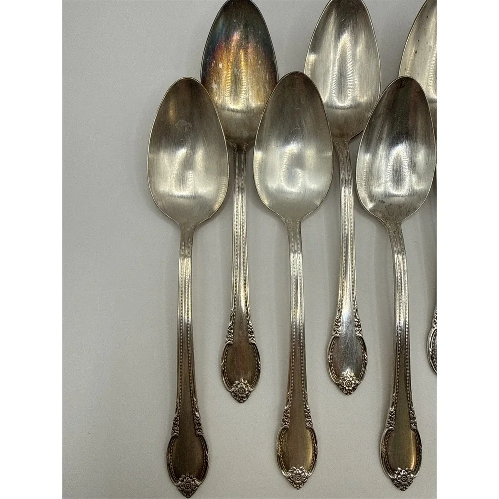 (8) 1847 Rogers Silverplate IS Tablespoons, 1948 Remembrance 7-1/4